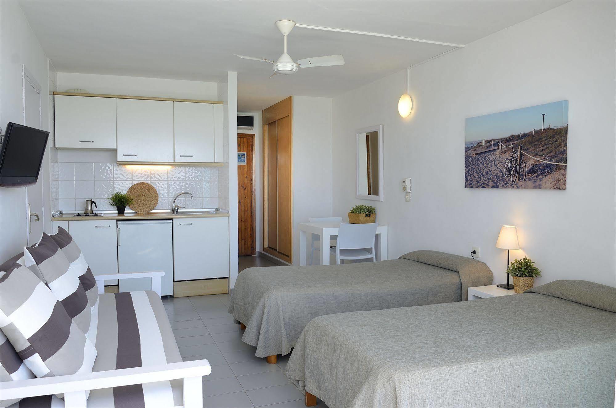 Apartamentos Sabina Playa Ла Савина Екстериор снимка